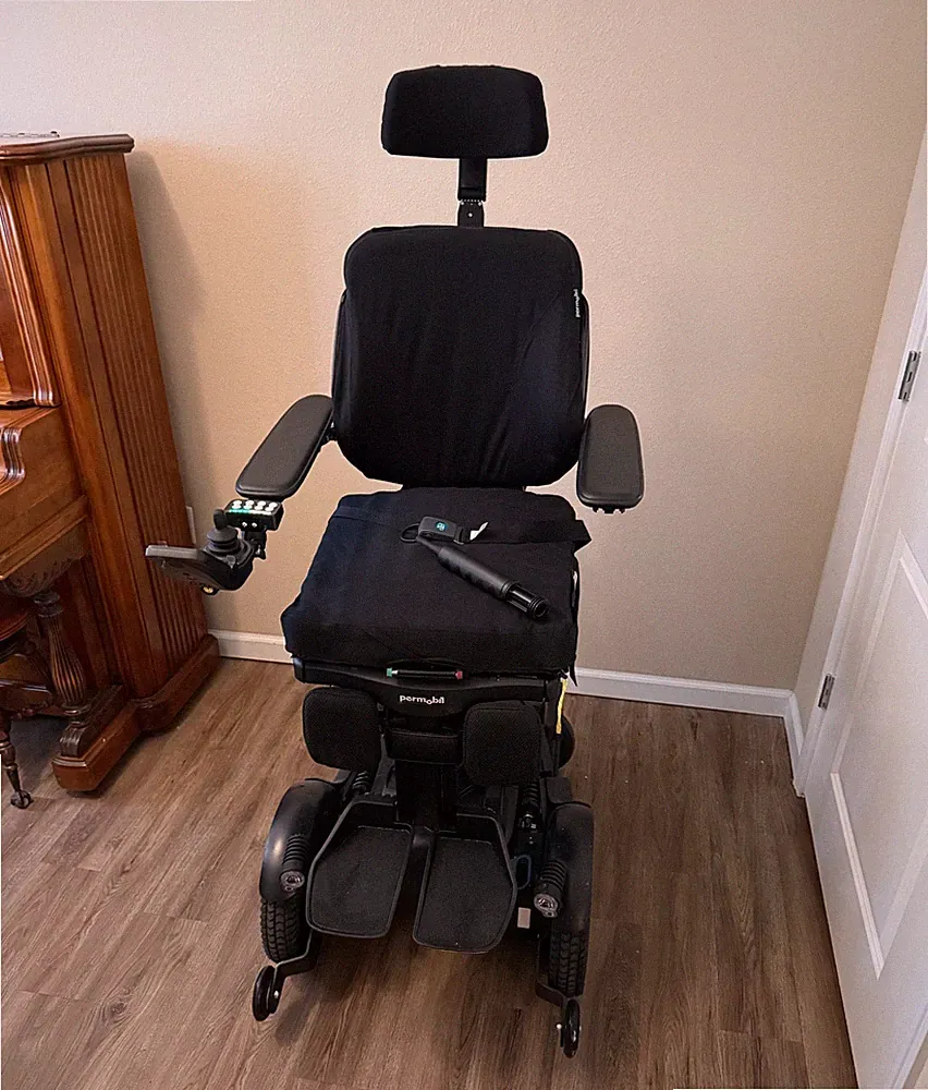 2025 Permobil F3 Corpus Power Elevate, Recline, Tilt, & Legs.Fully Loaded 5Miles