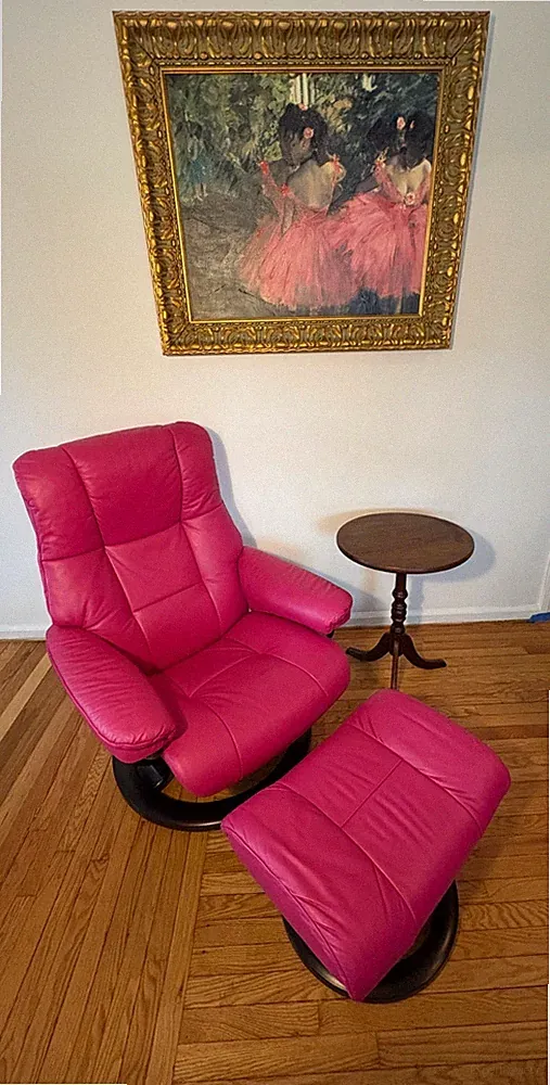 Ekornes Stressless Small Recliner Ottoman Rare Berry Leather Made in Norway Mint